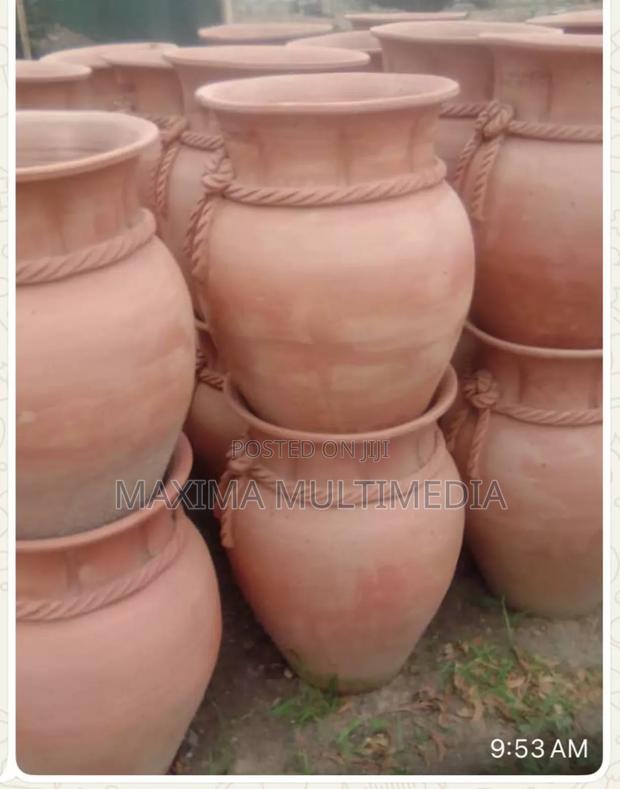 Flower Pots · Photo 8