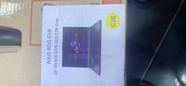 New Laptop Asus ROG Strix G17 32GB AMD Ryzen 9 SSD 1T · Photo 3