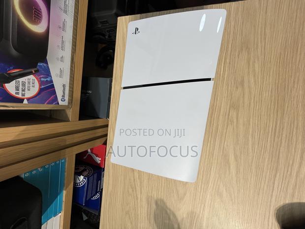 Playstation 5 Slim Standard · Photo 6