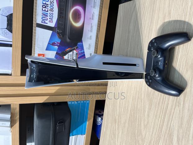 Playstation 5 Slim Standard · Photo 2