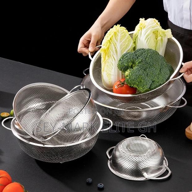 6pcs Stainless Steel Colander/ Strainer Set · Photo 1