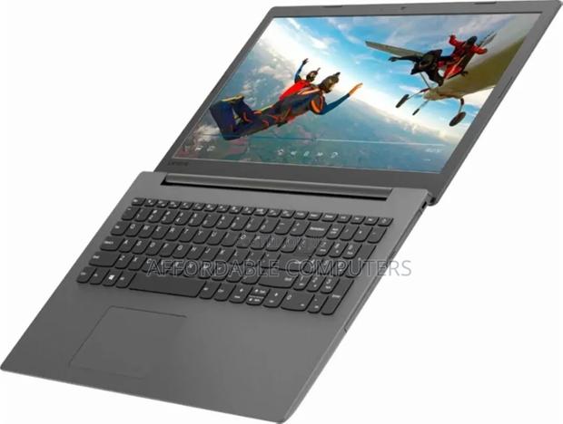 New Laptop Lenovo 8GB AMD SSD 256GB · Photo 1
