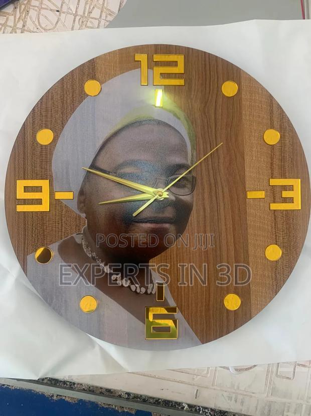 Wooden Custom Clock, · Photo 4