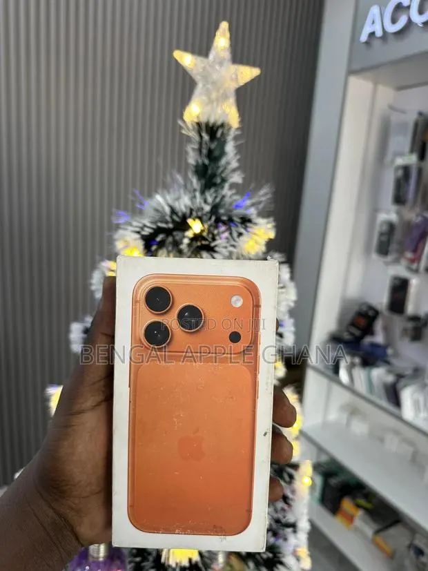 New Apple iPhone 17 Pro 256 GB Orange · Photo 1
