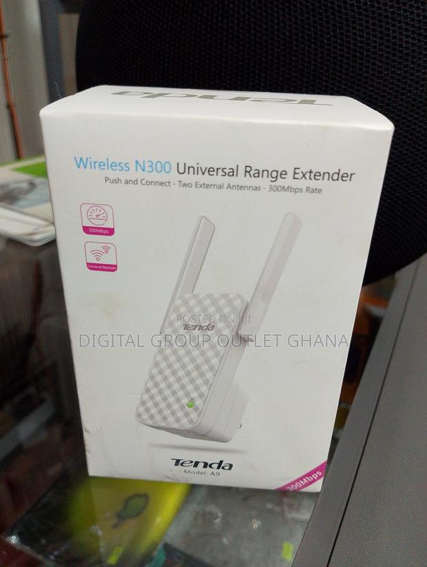 Wireless N300 Universal Range Extender · Photo 1