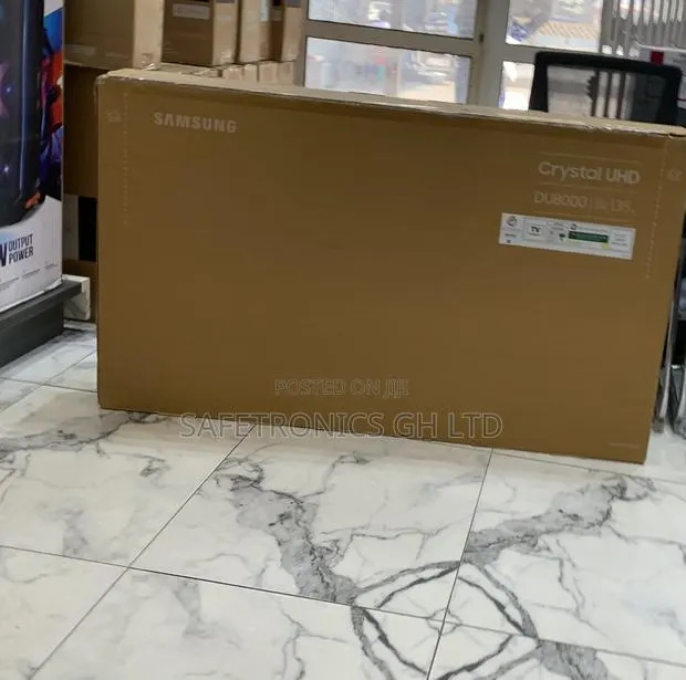 Shop Unique 50" Samsung Crystal Uhd U8000f Smart Tv (2025) · Photo 1