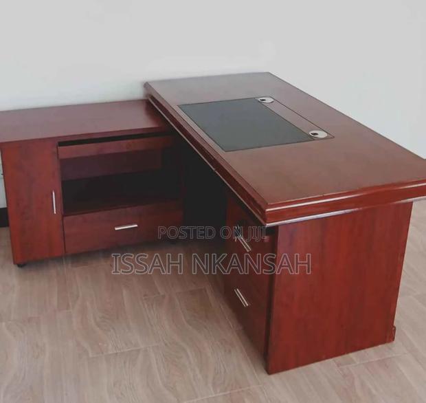 1.6 Meters Executive Office Desk · Photo 3