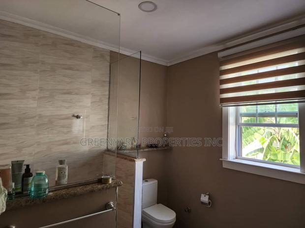 4bdrm House in C25 Royal Palm, Tema Metropolitan for sale · Photo 2