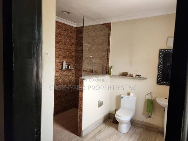 4bdrm House in C25 Royal Palm, Tema Metropolitan for sale · Photo 4