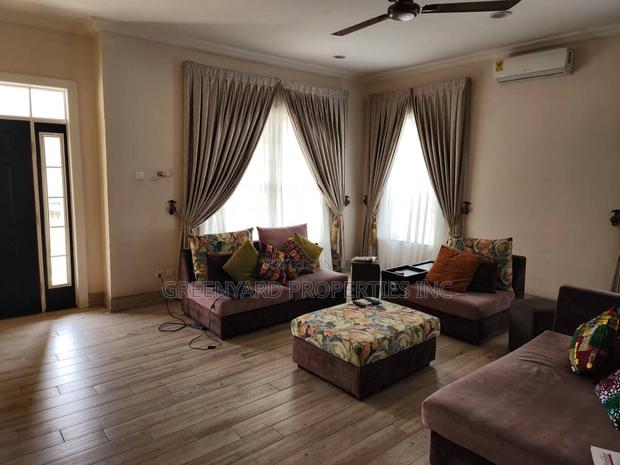 4bdrm House in C25 Royal Palm, Tema Metropolitan for sale · Photo 3