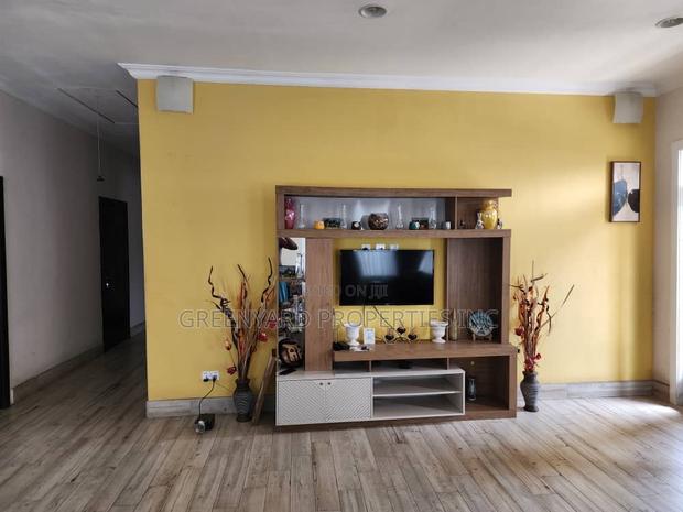 4bdrm House in C25 Royal Palm, Tema Metropolitan for sale · Photo 5
