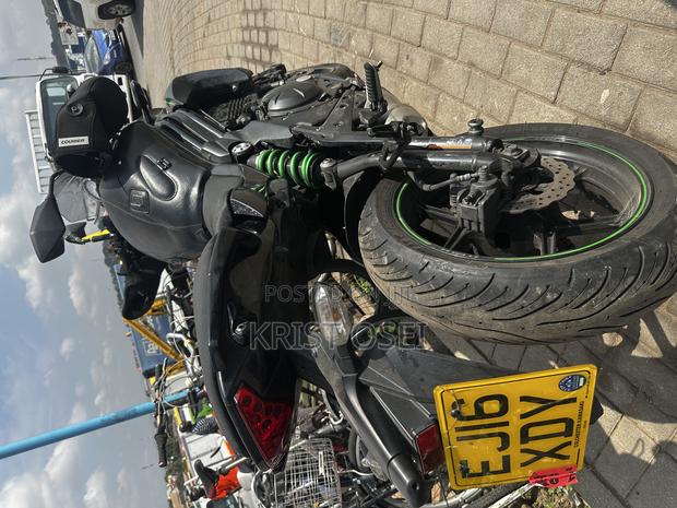 Kawasaki 2017 Black · Photo 2