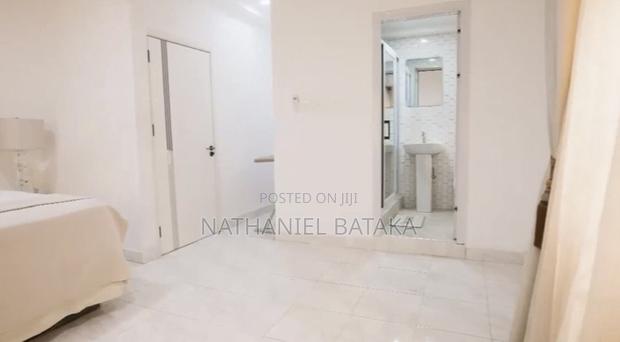 3bdrm Apartment in Community 25 for sale · Photo 4
