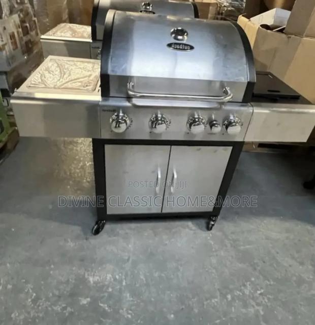 Outback Meteor 4-Burner Hybrid Gas Charcoal BBQ With a Side Burner · Photo 5
