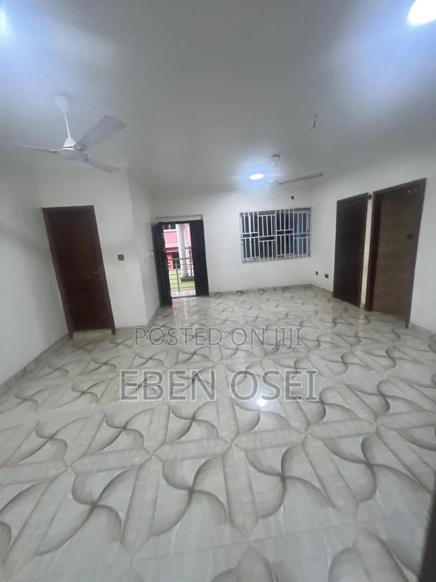 2bdrm Apartment in Dansoman for rent · Photo 5