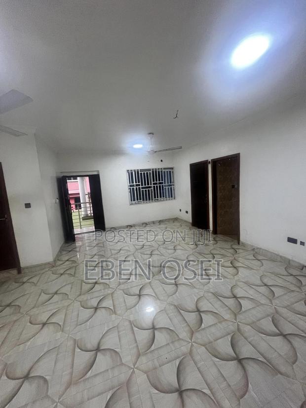 2bdrm Apartment in Dansoman for rent · Photo 7