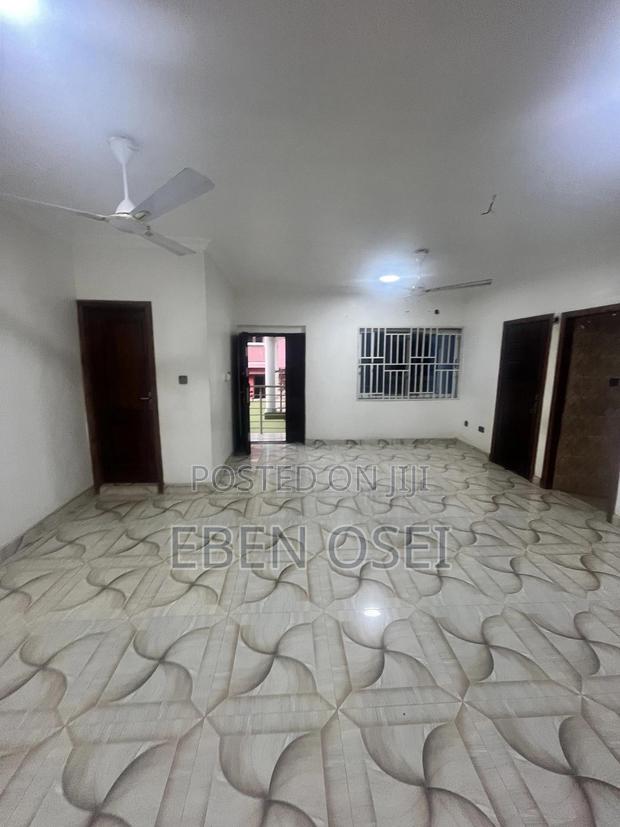 2bdrm Apartment in Dansoman for rent · Photo 6