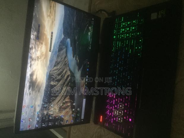 Laptop HP Omen 15-Ce0xx 16GB Intel Core I5 SSD 512GB · Photo 3