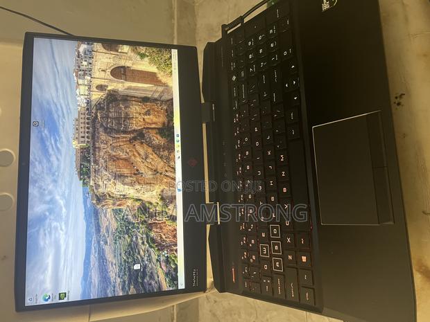 Laptop HP Omen 15-Ce0xx 16GB Intel Core I5 SSD 512GB · Photo 1