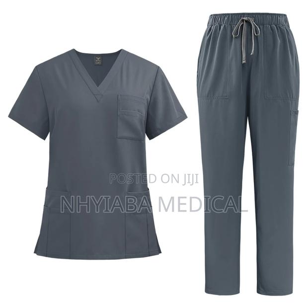 Doctor Nurse Medical Scrub Uniform · Photo 6
