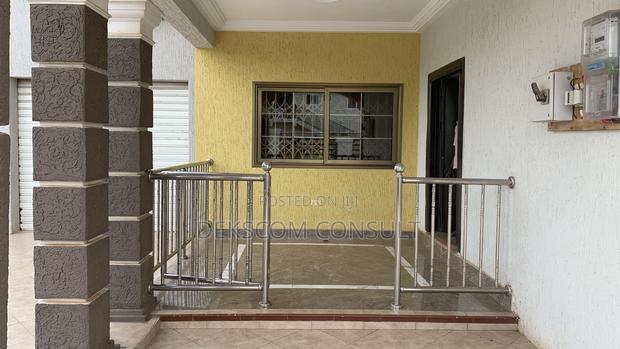 4bdrm House in Adenta for sale · Photo 3