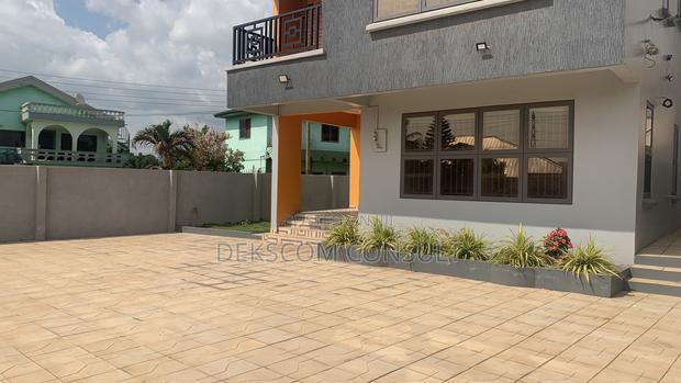 4bdrm House in North Legon for sale · Photo 8