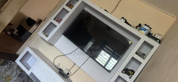 Affordable Home Used TV Stand · Photo 2