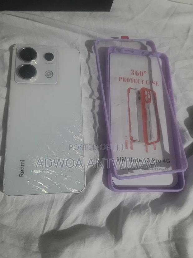 New Xiaomi Redmi Note 13 Pro 5G 128 GB White · Photo 3