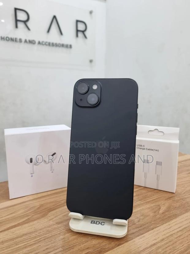 Apple iPhone 15 Plus 128 GB Black · Photo 1