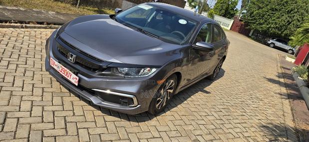 Honda Civic EX-L Sedan 2018 Gray · Photo 2