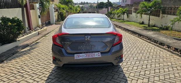 Honda Civic EX-L Sedan 2018 Gray · Photo 8