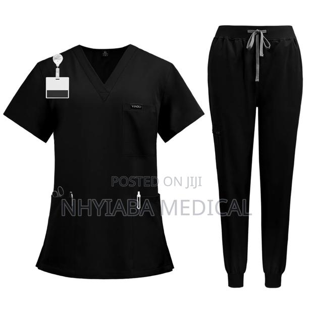 Doctor Nurse Jogger Scrub Uniform · Photo 4