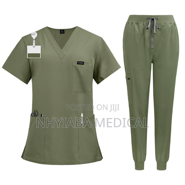 Doctor Nurse Jogger Scrub Uniform · Photo 5