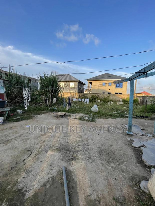 70/100 Plot of Land for Sale · Photo 8