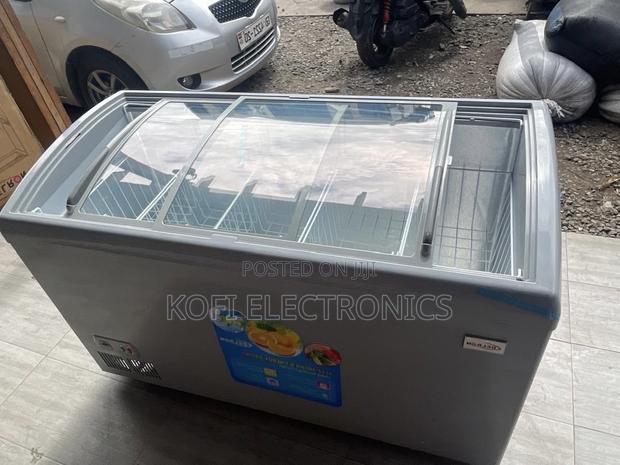Delron Icerealm Panorama Storage Chest · Photo 1