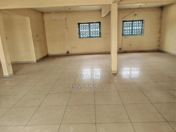 Office Space, Warehouse and Shop · Photo 3