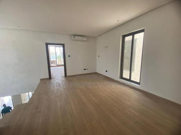 4bdrm House in School Junction, Ashaley Botwe for sale · Photo 5