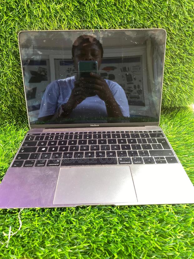 Macbook Air Mid 2017 Screen · Photo 1