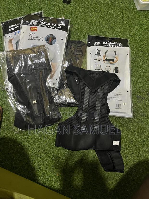 Back Support Posture Corrector · Photo 3