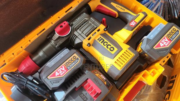 Ingco 42 Volts Powerful Cordless Rotary Hammer · Photo 2