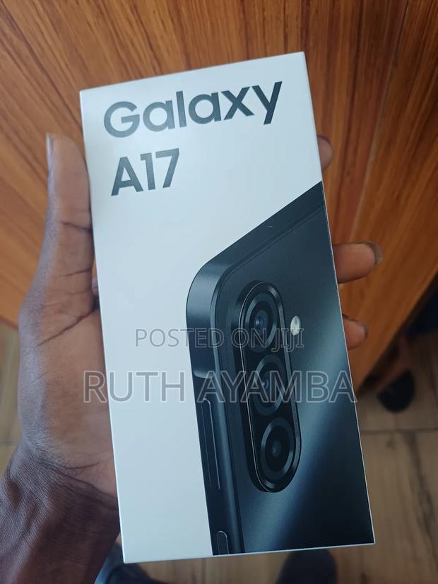 New Samsung Galaxy A17 128 GB Black · Photo 1