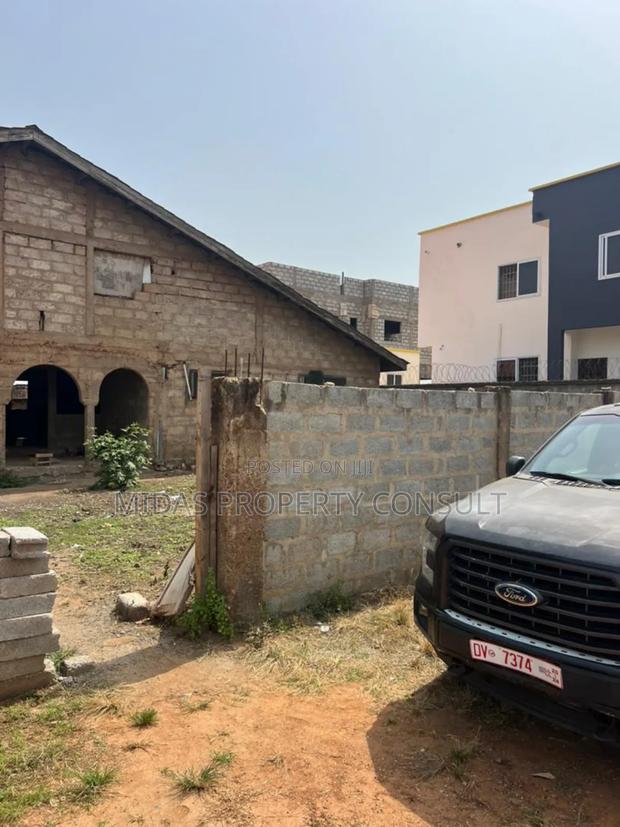 A Plot of Land for Sale at Motorway Extension Close to Safari Homes · Photo 2