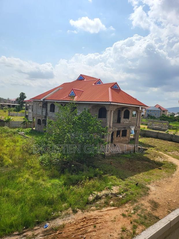 7bdrm House in Apollonia City for sale · Photo 4