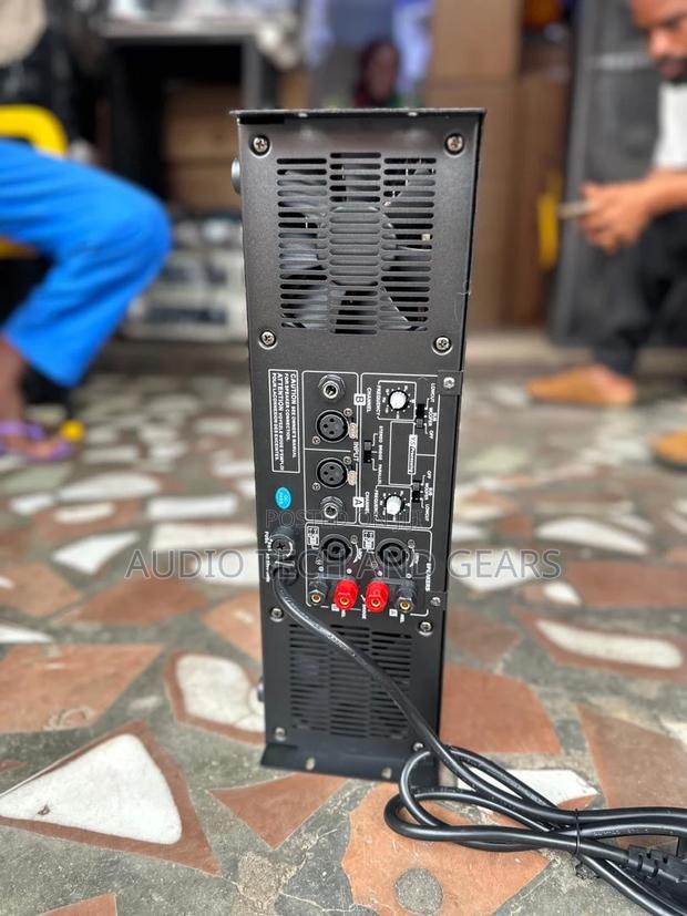 Ev P73000 Music Amplifier · Photo 3