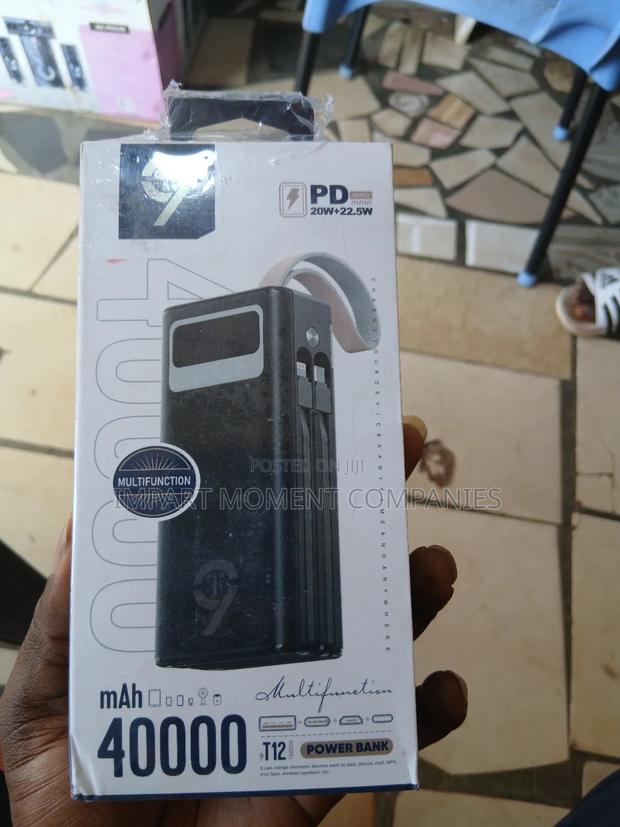 9t 40, 000 Mah Fast Charging Power Bank · Photo 1