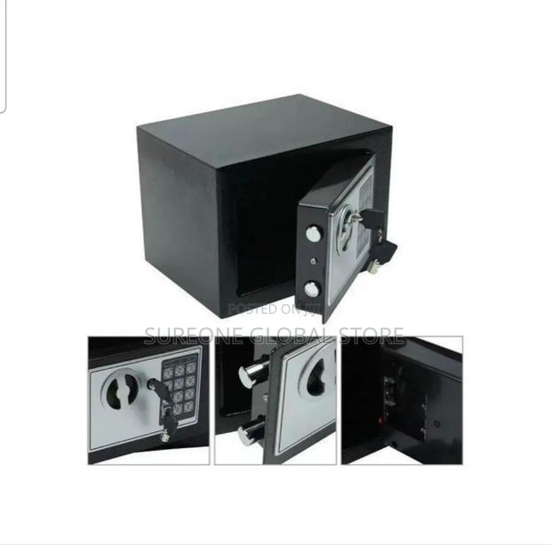 Personal Save Box · Photo 3