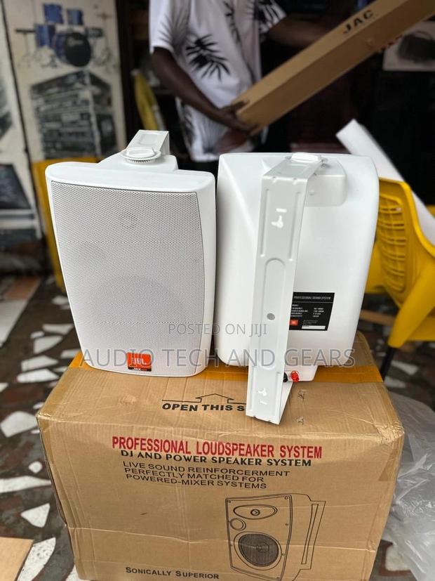 JBL 6.5 Wall Mount Speakers · Photo 1