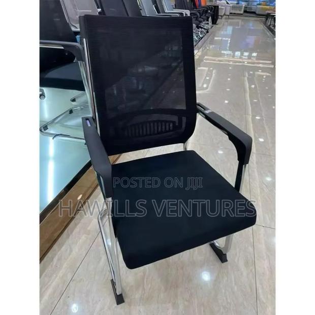 Office Confrence Chair · Photo 1