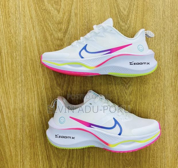 Nike Zoom X Smiley Women In Different Styles , Swipe >>> · Photo 1