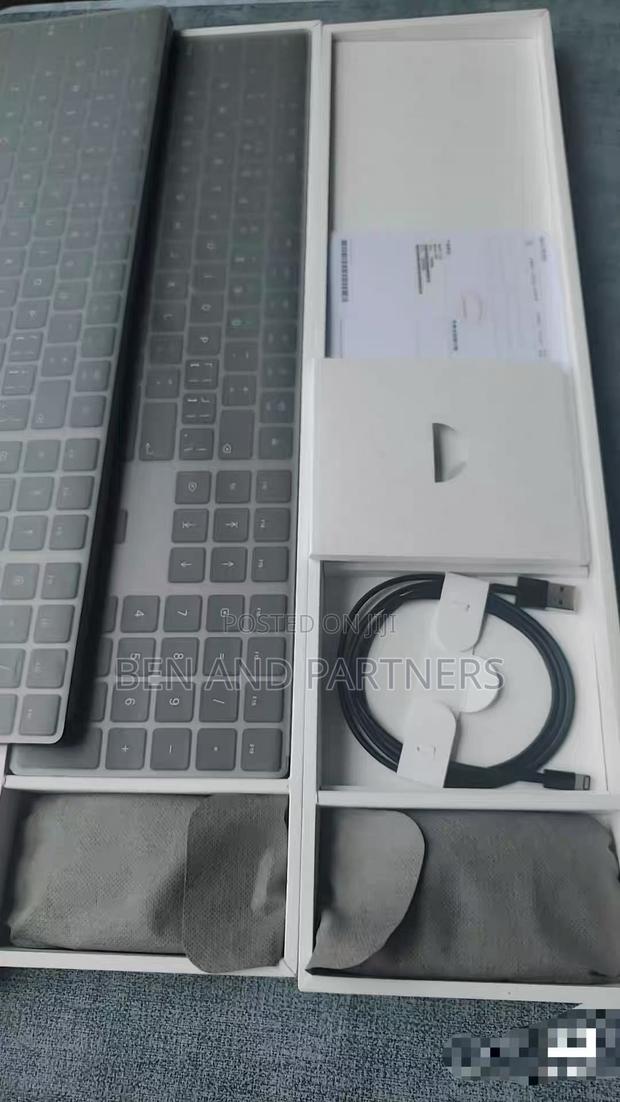 Apple Wireless Magic Keyboard + Mouse · Photo 3